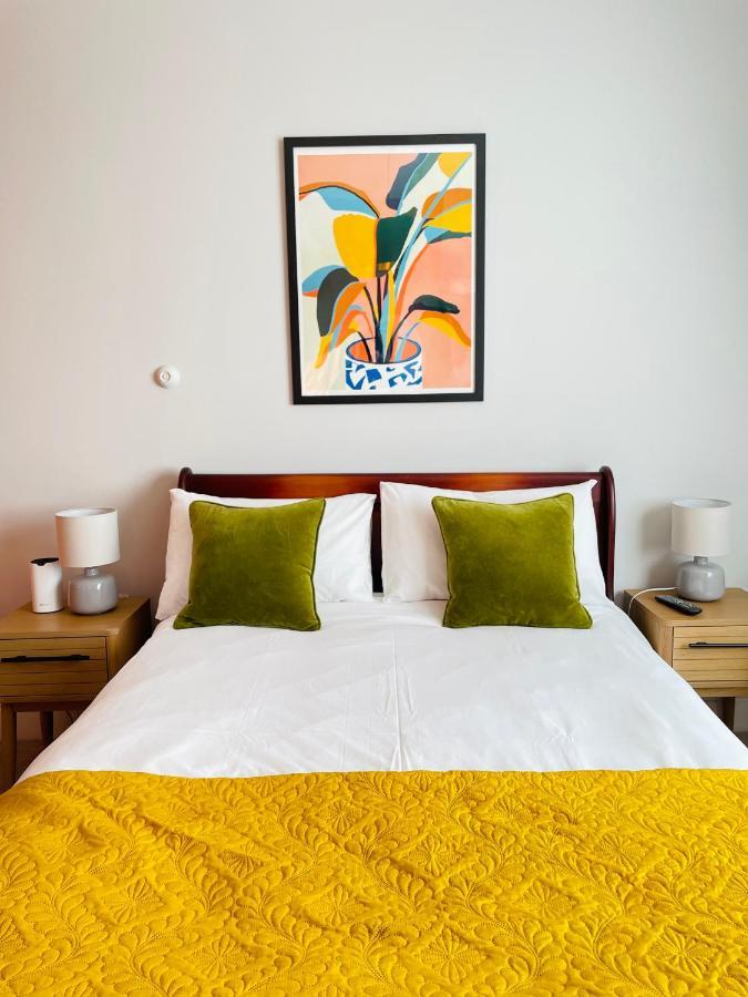 Rooms At The Rosebery NWI Esterno foto