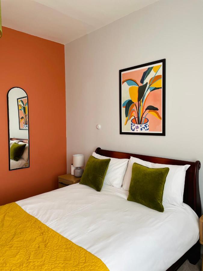 Rooms At The Rosebery NWI Esterno foto
